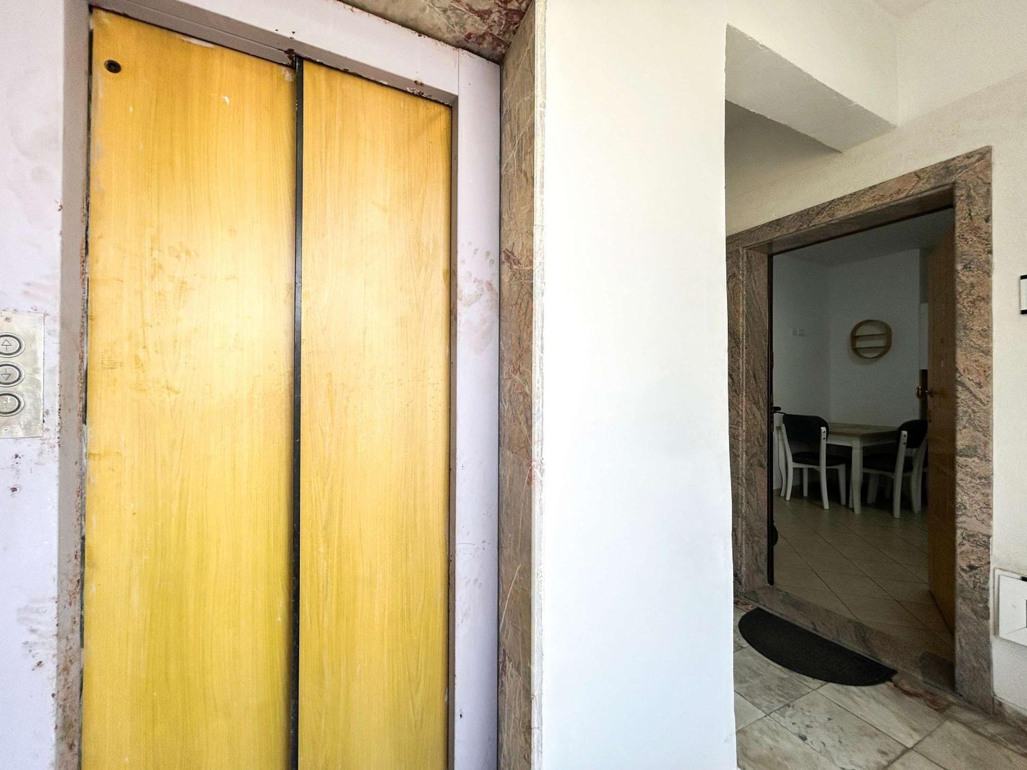 Royal 520 Apartment ดูร์เรส ภายนอก รูปภาพ