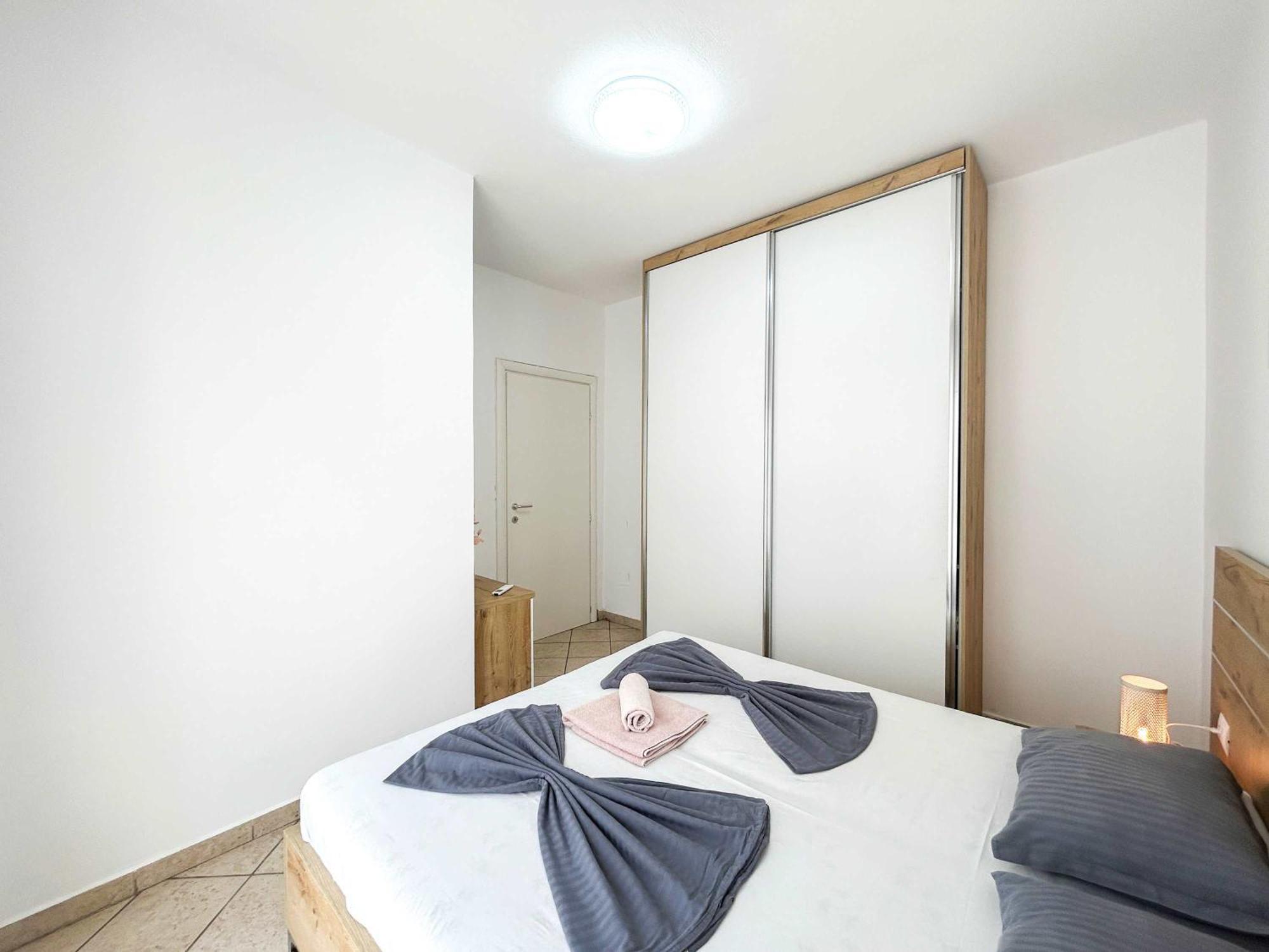 Royal 520 Apartment ดูร์เรส ภายนอก รูปภาพ